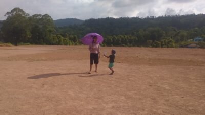 Gangguin Estetis Lapangan Bola Sepak SDK Coal, Tiang Listrik PLN Harus Digeser