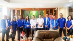 Yos Hasmi Ketua DPD PAN Kabupaten Manggarai Parasi Bupati Manggarai Hery Nabit Jalini Perkawanan