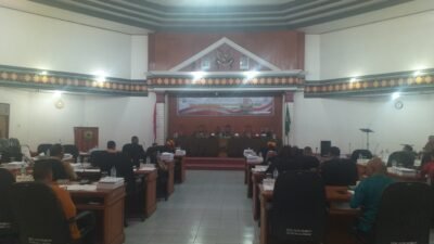 Eksekutif dan Legislatif Amini Ranperda Industri dan Penanaman Modal Kabupaten Manggarai 2025 – 2050
